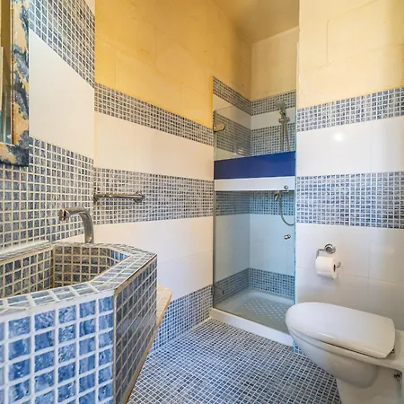 Holiday home With Private Pool Ta Gorgun